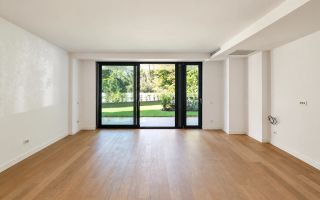 Apartament 4 camere Aviatorilor | Curte 240mp - Poză 1