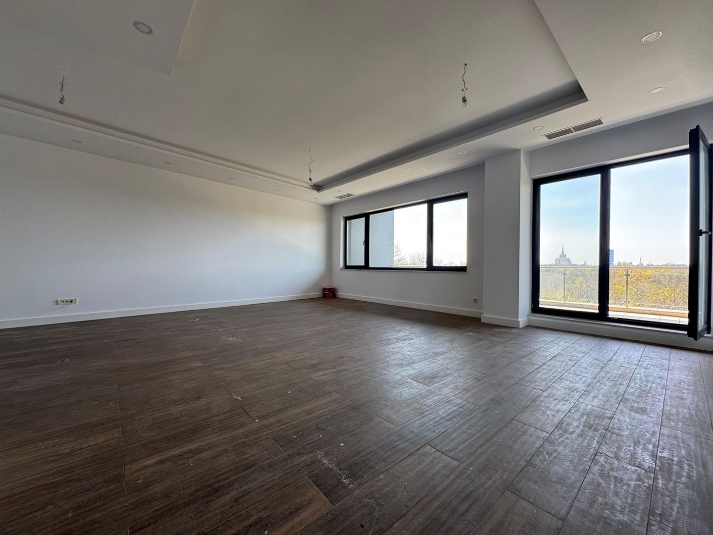 4 CAMERE 200 MP || LOC DE PARCARE|| SOSEAUA NORDULUI - Poză 1