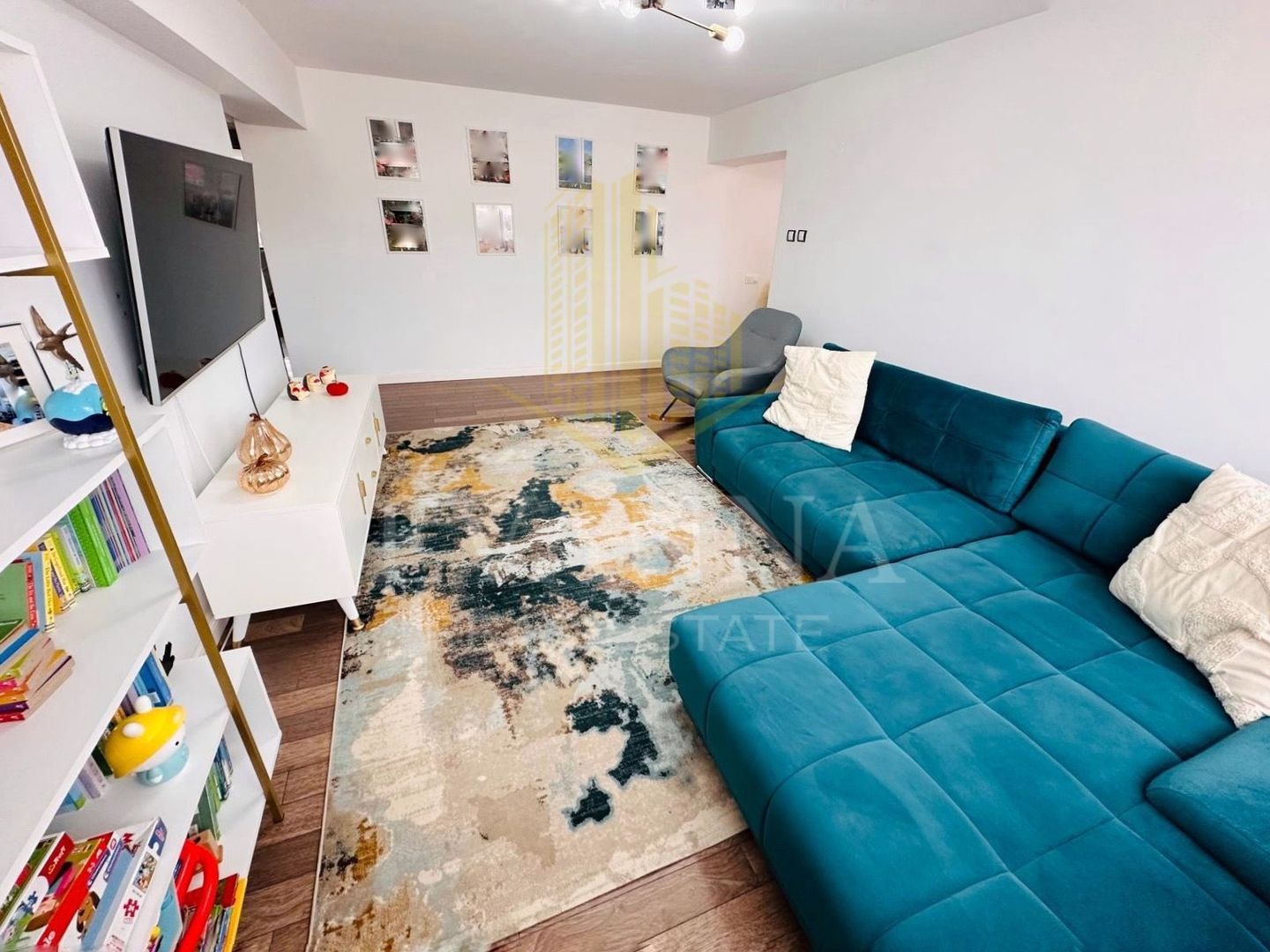 Apartament 4 camere - zona Marinex - Poză 2