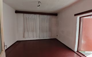 Blumana Proprietate singur in curte,2 corpuri de casa, fara amenajari - Poză 3