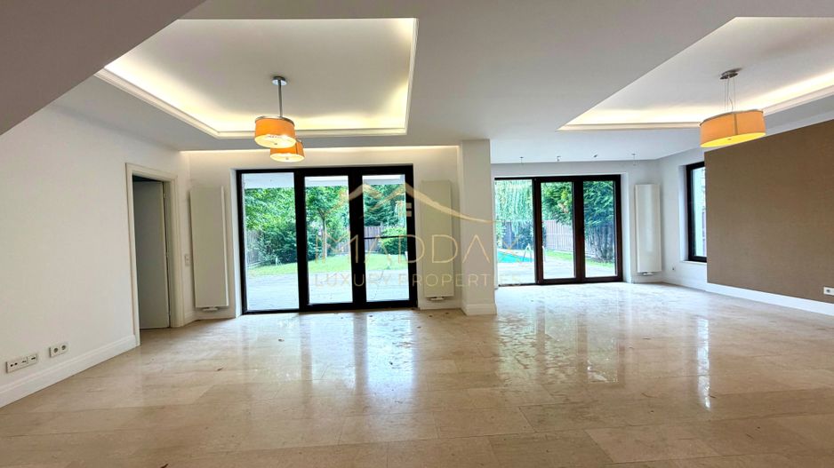 Vila cu 9 camere *900 teren* & piscina privata // Pipera - Poză 8