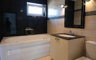 Vila de lux în Borhanci – Arhitectură deosebită, design exclusivist - Poză 15