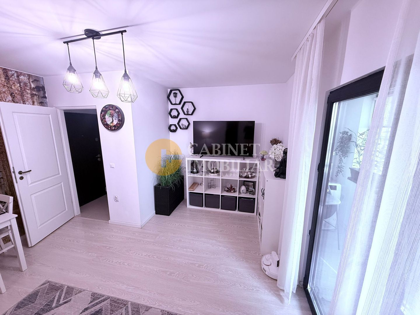 2 CAMERE DECOMANDAT--MOBILAT+UTILAT--STR. SOARELUI - Poză 4