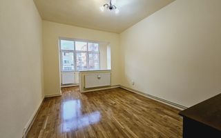 Apartament cu 3 camere decomandate, Cetate - Poză 5