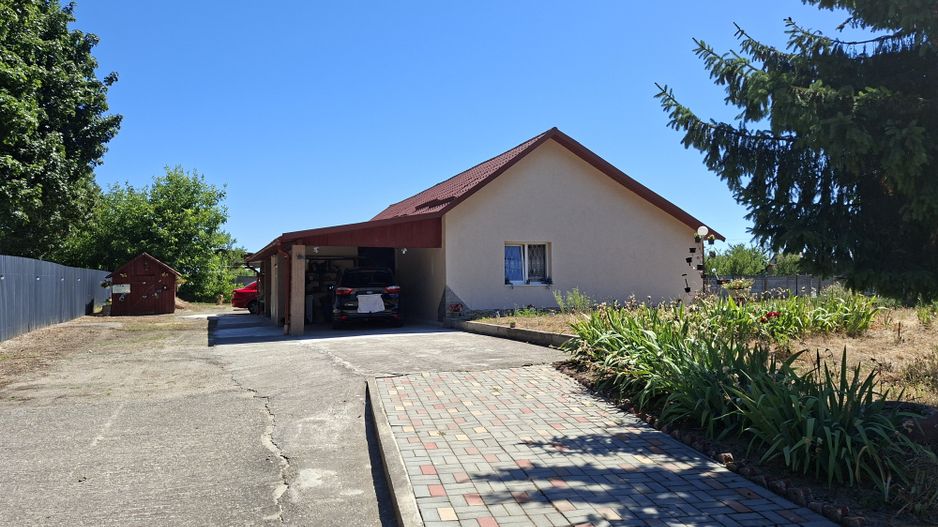 BRASADAS vinde casa 4 cam teren 1400mp zona BOTIZULUI. - Poză 1