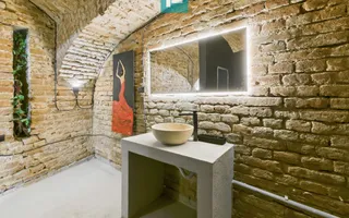 Eleganță subterană - pivniță exclusivistă Arad - Poză 24