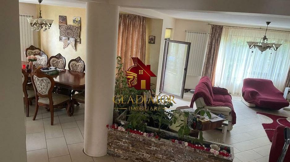 Vila cu terase, garaj si o gradina de vis pentru o familie fericita - Poză 8