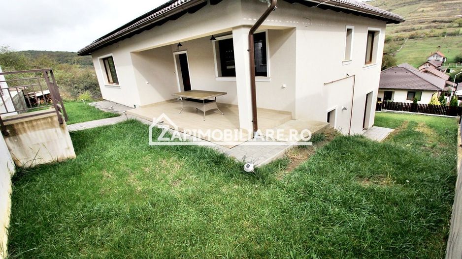 Casă la cheie D-P. mobilată si utilată teren 600 mp - Poză 5