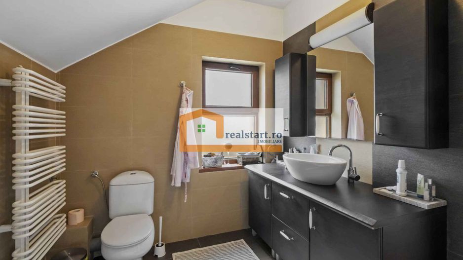 Langa Padurea Corbeanca, P+M, teren 780mp, terasa 35mp, mobilata&utilata - Poză 15