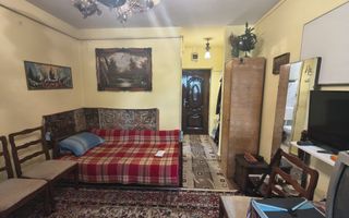 Garsonieră/ Etajul 2/ Balcon închis/ Strada Gh. Doja - Poză 2