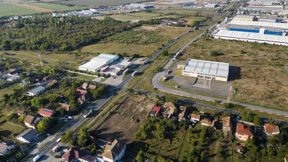 Teren intravilan cu 2 fronturi stradale în Gai - Poză 5