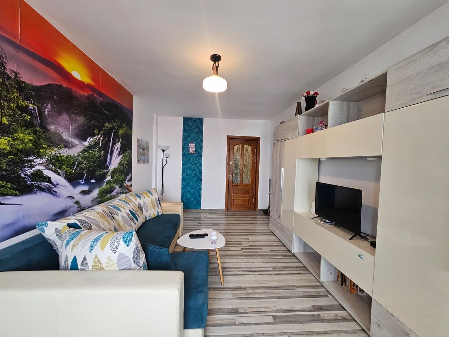 Apartament 2 camere de vanzare Poarta 6 bloc turn / Constanta - Poză 3