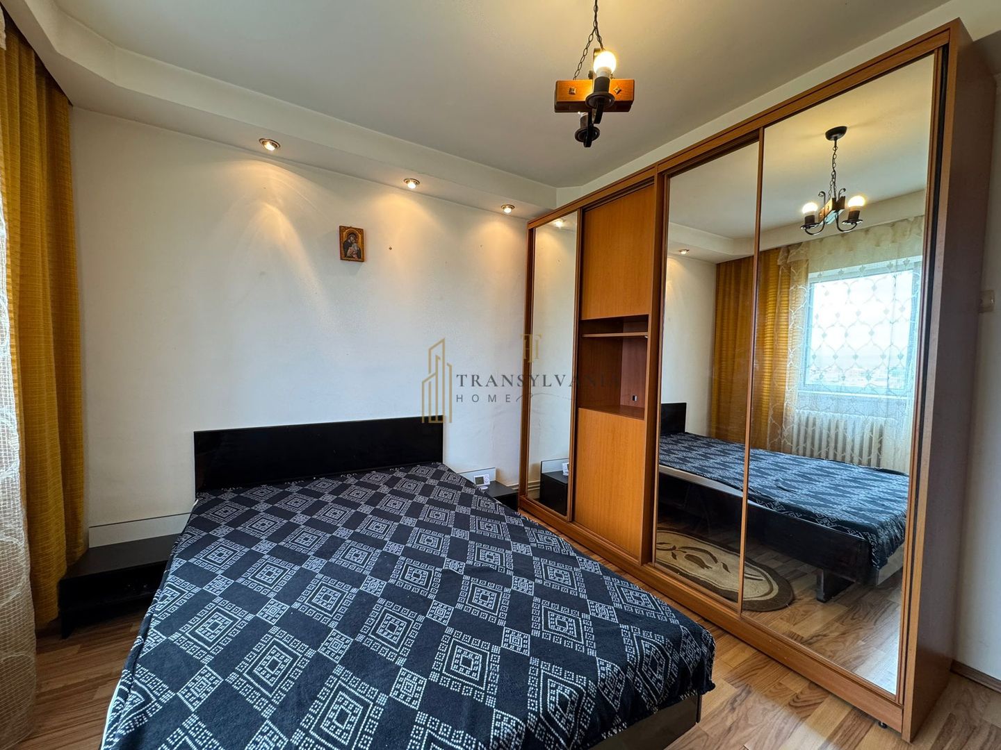 Apartament 2 camere decomandat, etaj intermediar, Cartier Vasile Aaron - Poză 4