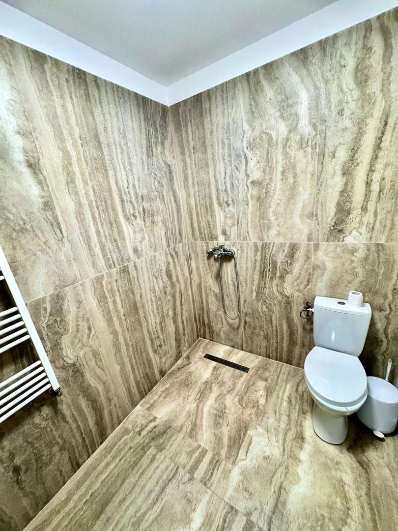 Casă de închiriat – Str. Trandafirilor - Poză 7