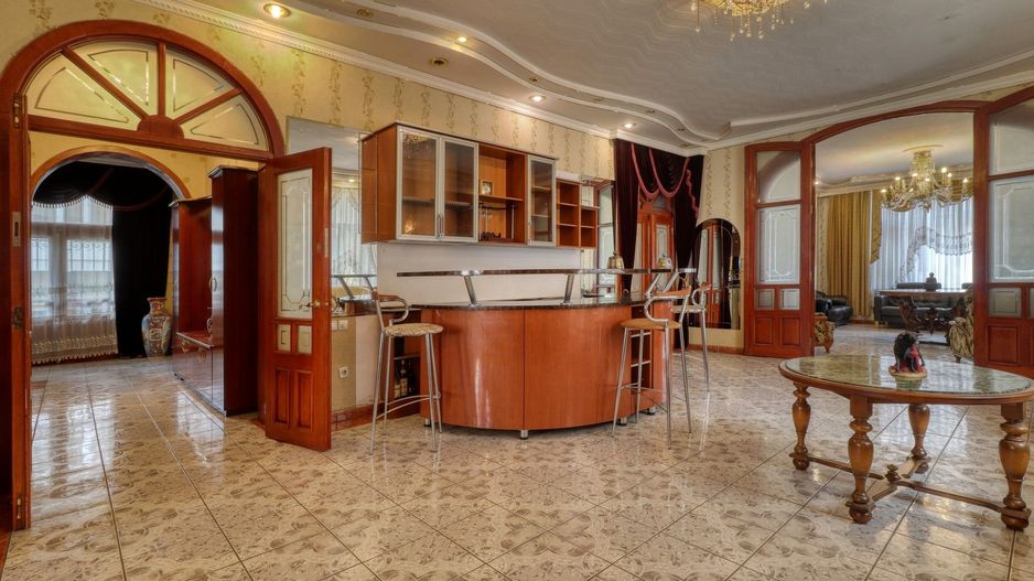 Oportunitate rară | Apartament 7 camere | 250 mp | Zona Dacia – - Poză 2