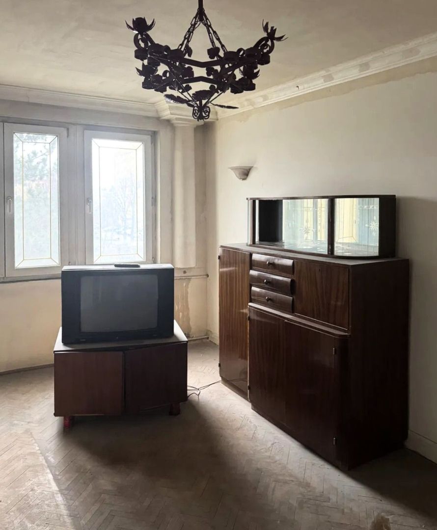 Apertament 2 camere disponibil pentru renovare totala zona Victoriei Garii - Poză 1