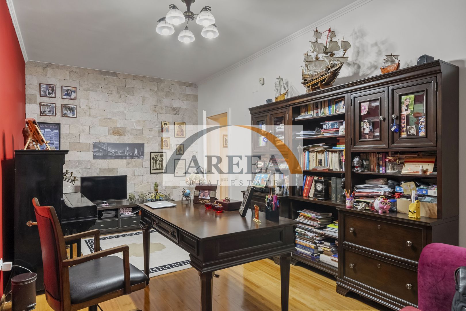 Vilă de închiriat în Pipera – Drumul Negru, ideal familie, curte mare - Poză 16