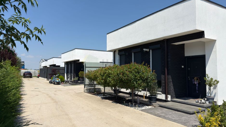 Casa pe parter cu 3 camere | Tunari | Mobilata si utilata - Poză 16