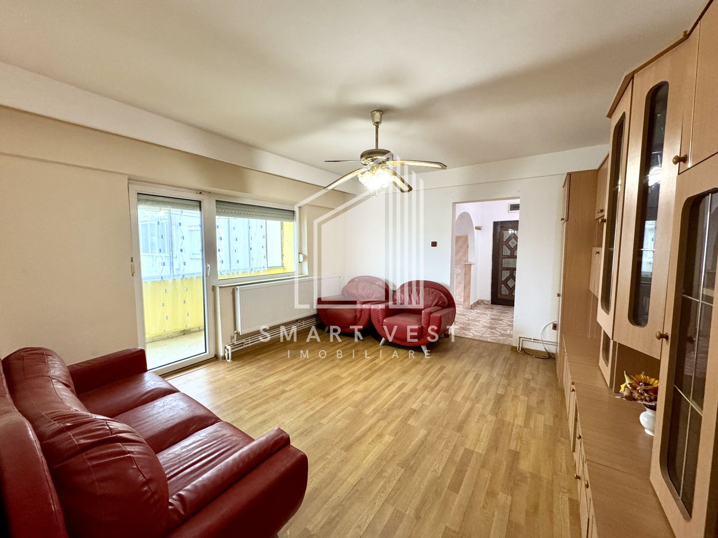 Apartament 3 camere | 63 mp | Zona Micro 16 - Poză 1
