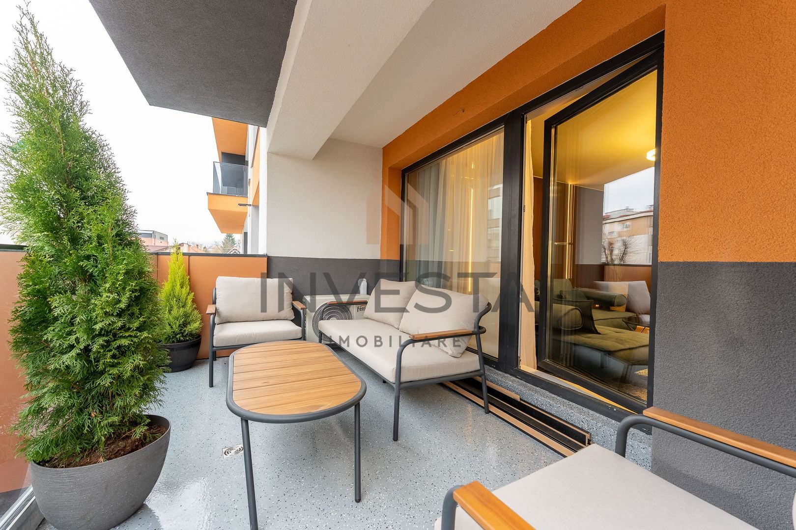 Apartament excusivist! Se vinde la cheie, complet mobilat si utilat! - Poză 14