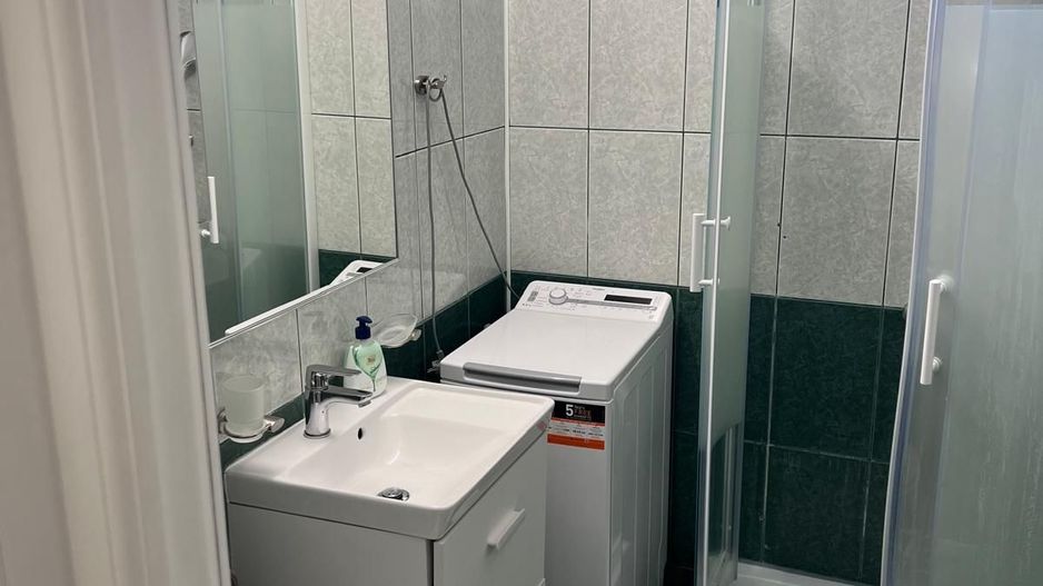 De inchiriat apartament 2 camere – Delfinariu, Constanța - termen lung - Poză 9