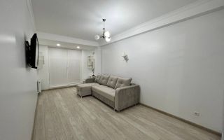 Apartament cu 3 camere de vânzare - Poză 13