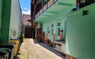 Casă 12 camere de vânzare | Central, Săliște | 420 mp, teren 500 mp - Poză 16
