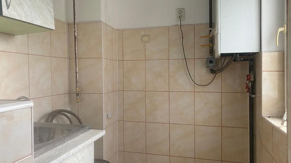 Super pret!! Vanzare apartament cu 3 camere-Micro 9 - Poză 1