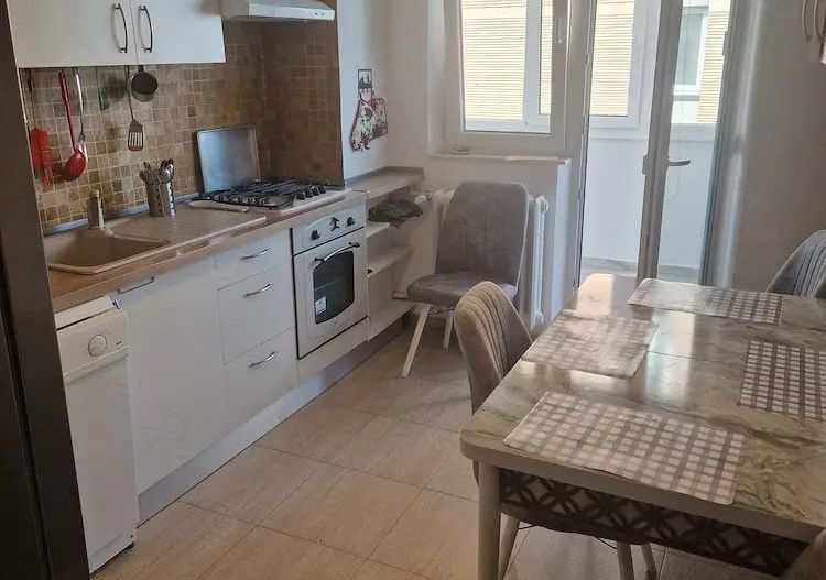 Apartament Mihalache // Piata 1 Mai - Poză 1