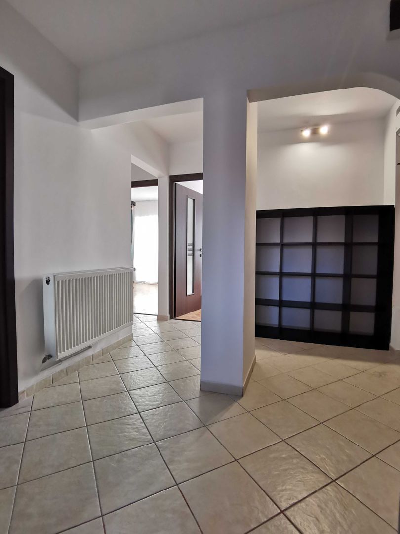 Soarelui-Lidia | Decomandat | Renovat complet | 2 balcoane - Poză 4