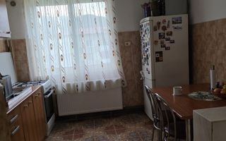 Apartament 2 camere semidecomandat, 46 mp, et.3, Aviatorilor - Poză 1