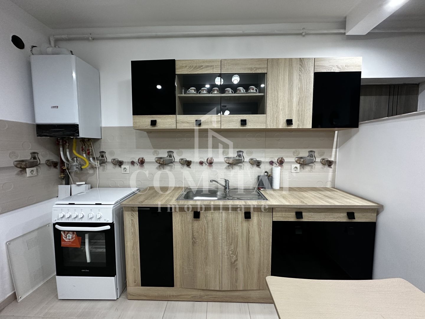 Apartament la etaj intermediar | 2 camere | Zona Str Porii - Poză 10