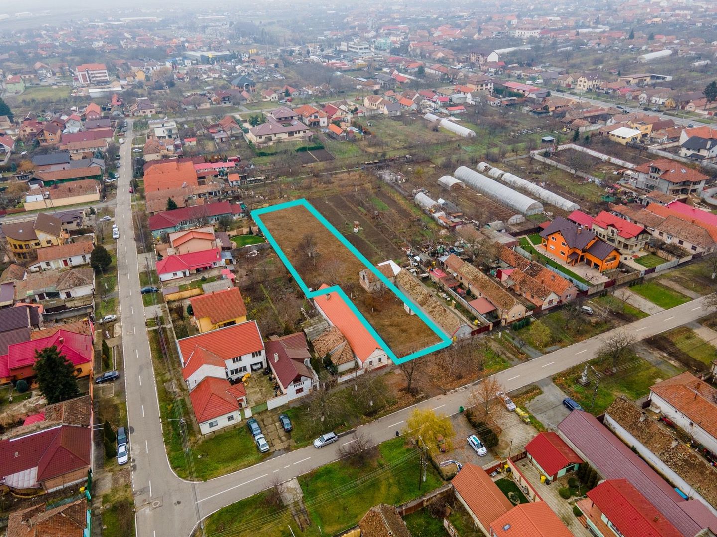 Preț redus!!! Teren de 2206mp - Poză 2