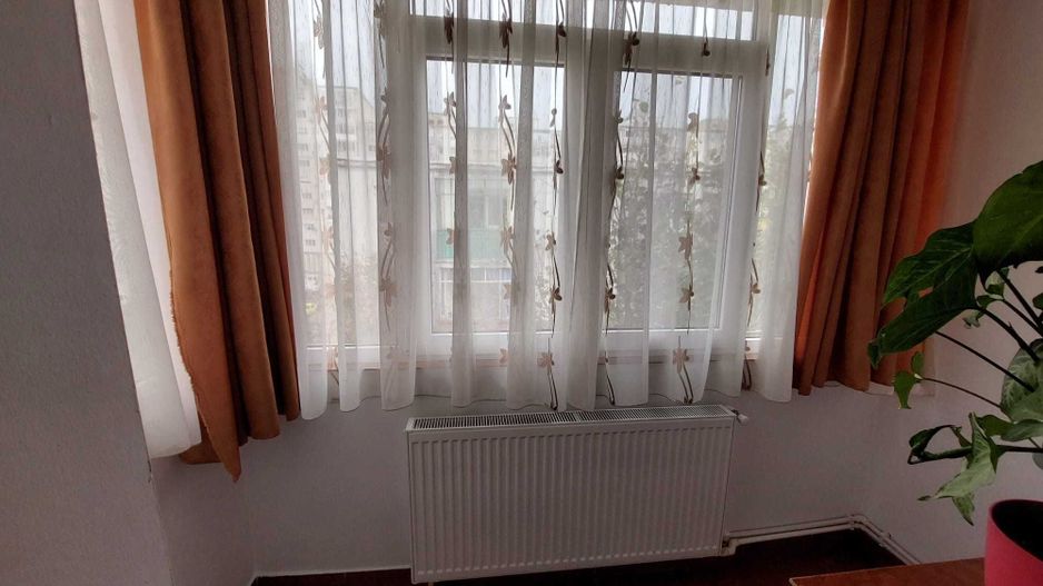 Apartament 3 camere zona Casa de cultura - Gaze - Ocazie - Poză 2