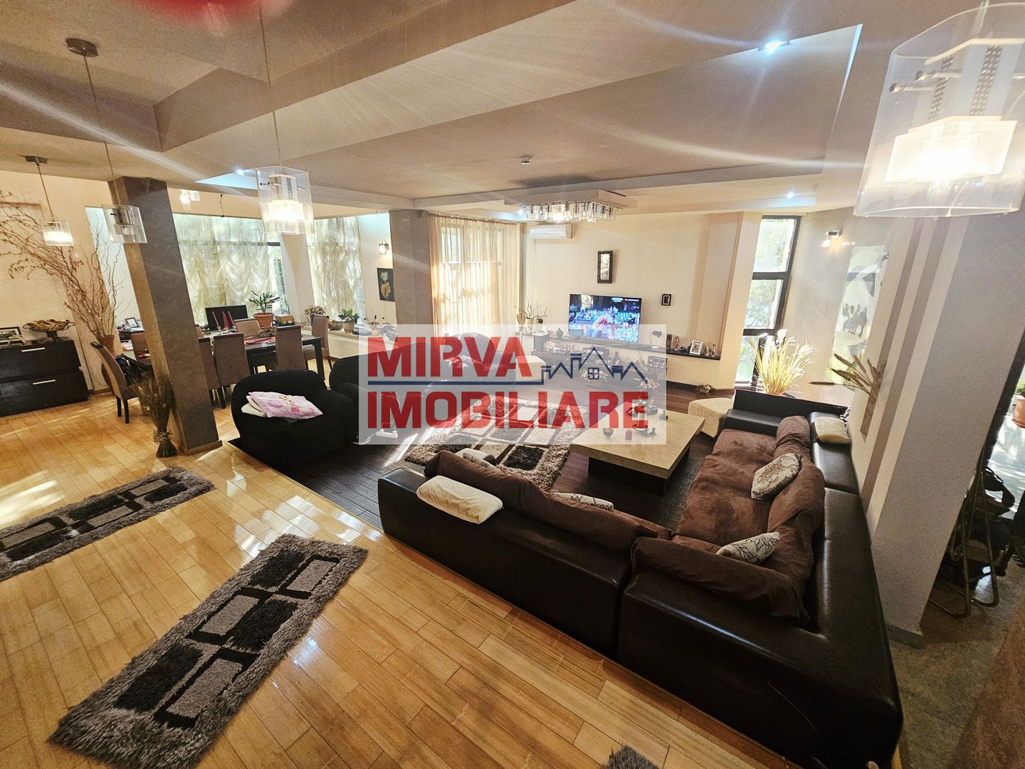 🏡 Casă deosebită – 2 unități locative, 6 dormitoare, zona Albert - Poză 26