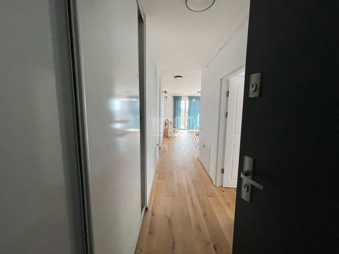 Apartament elegant 4 camere | Garaj privat | Cartier Europa - Poză 15