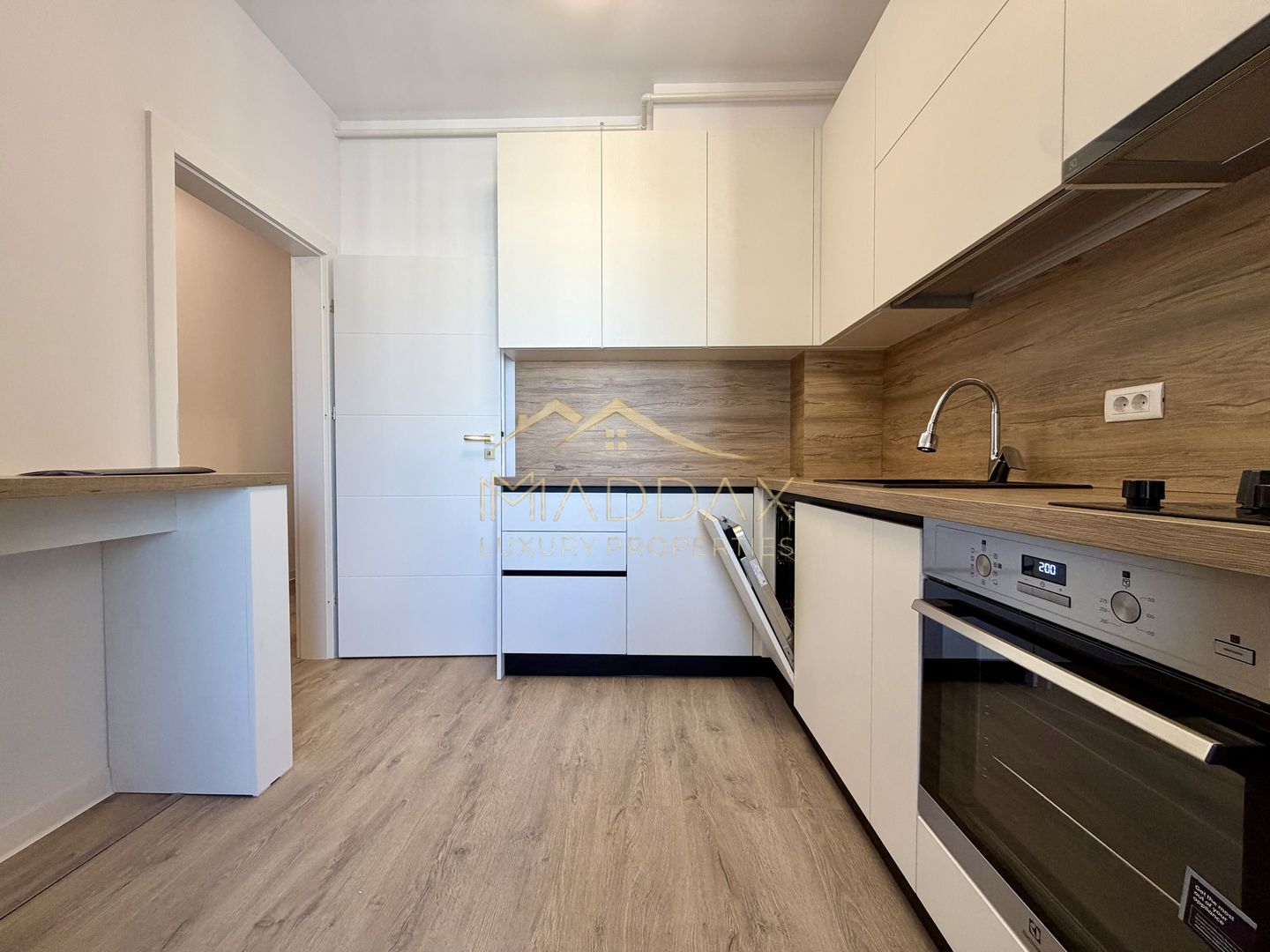 Studio NOU *mobilat & utilat complet* // Drumul Taberei - Poză 11