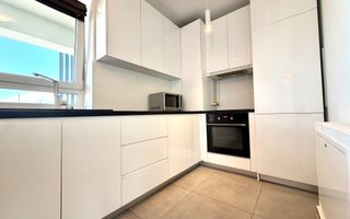 Apartament 2 camere mobilat și utilat, parcare și boxă - Kasper Coresi - Poză 4