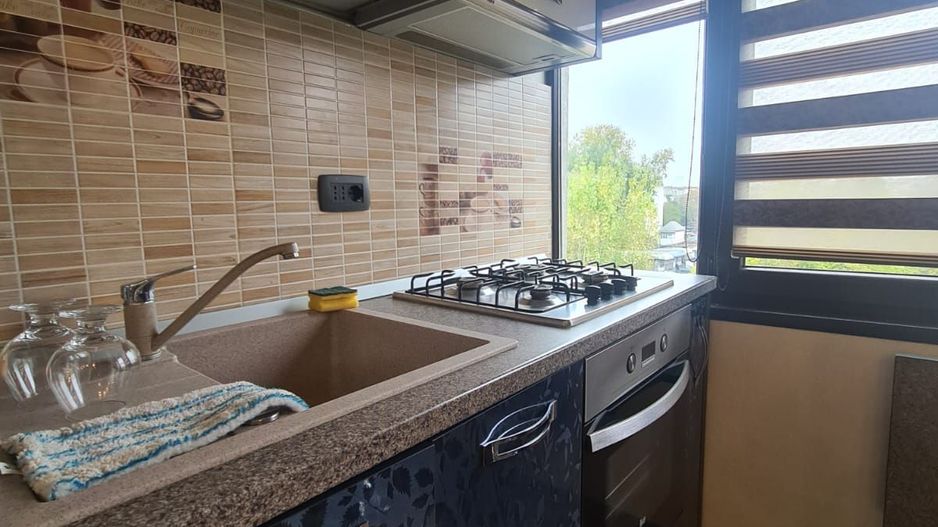 Apartament 2 camere de inchiriat | Zona Liceul Auto | Mobilat si utilat - Poză 3