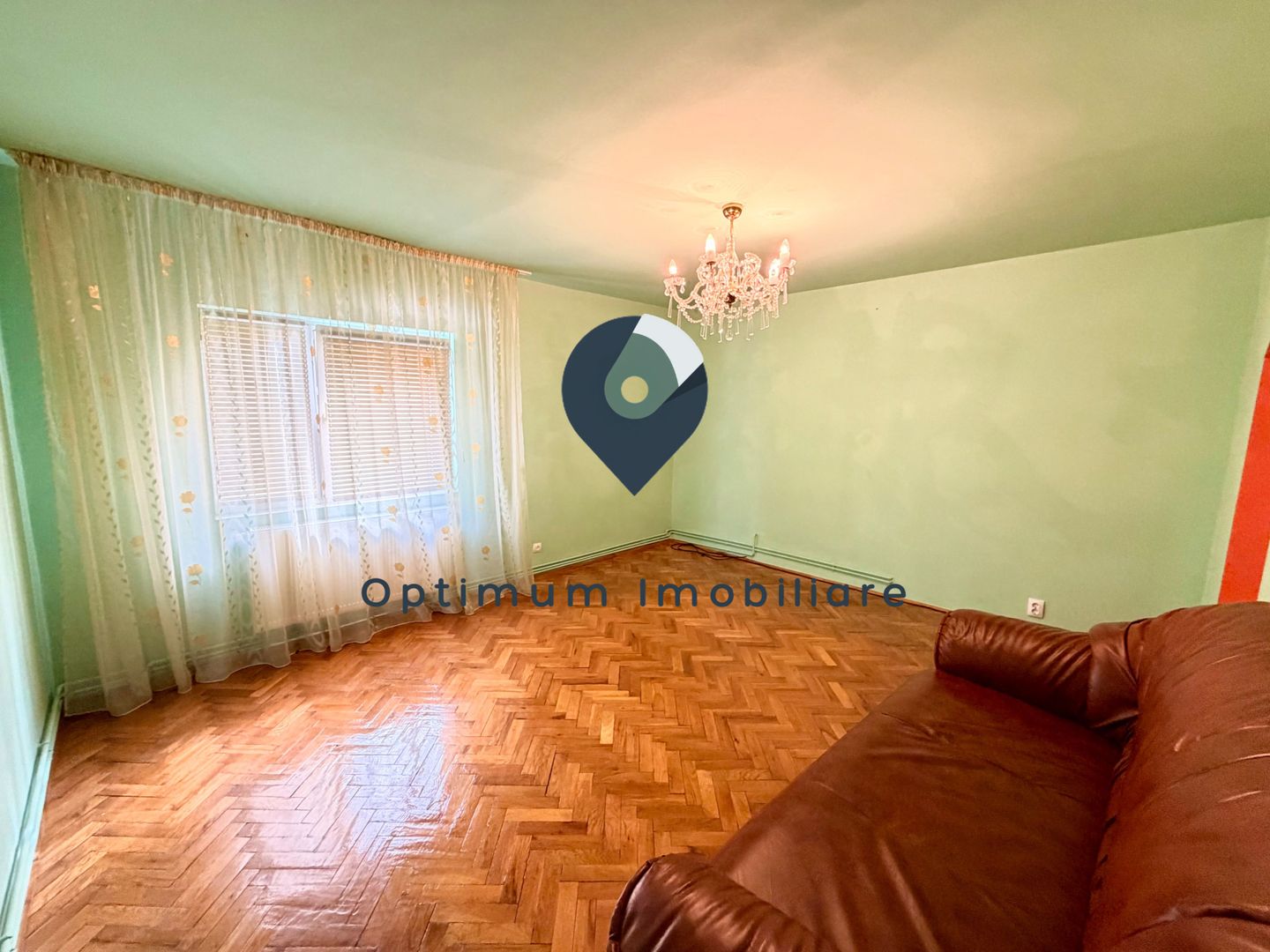 Apartament cu 3 camere, 2 bai, 73 mp in Manastur, zona Big ! - Poză 13