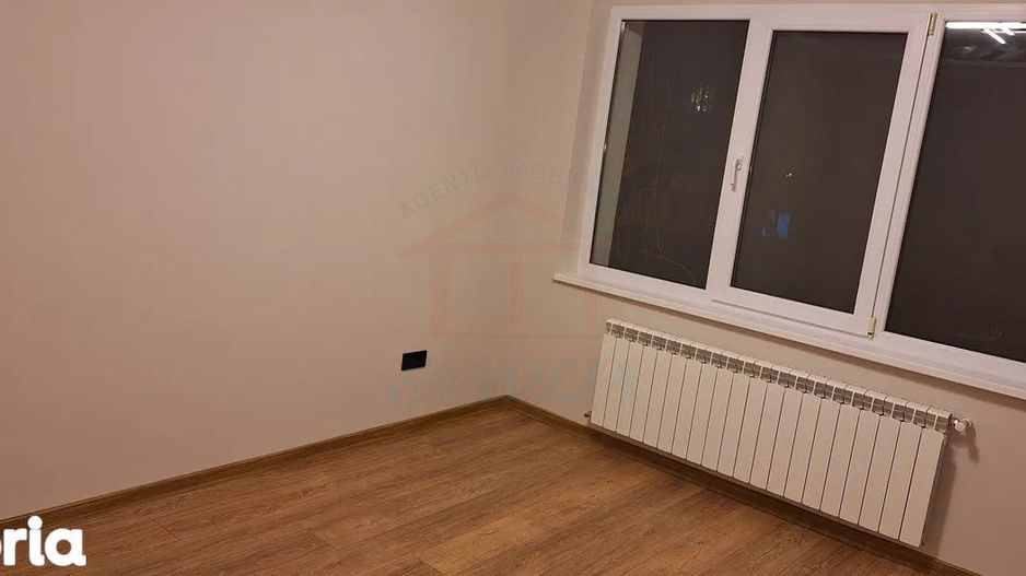 Vanzare apartament  renovat complet, zona Parfumul Teilor, etaj 1. - Poză 10