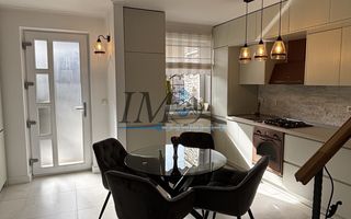 Casa înșiruită de vânzare in Alba Iulia - Poză 2