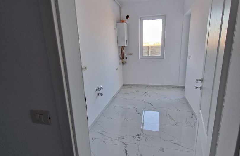 Apartament 2 camere Decomandat parter Giroc. - Poză 3