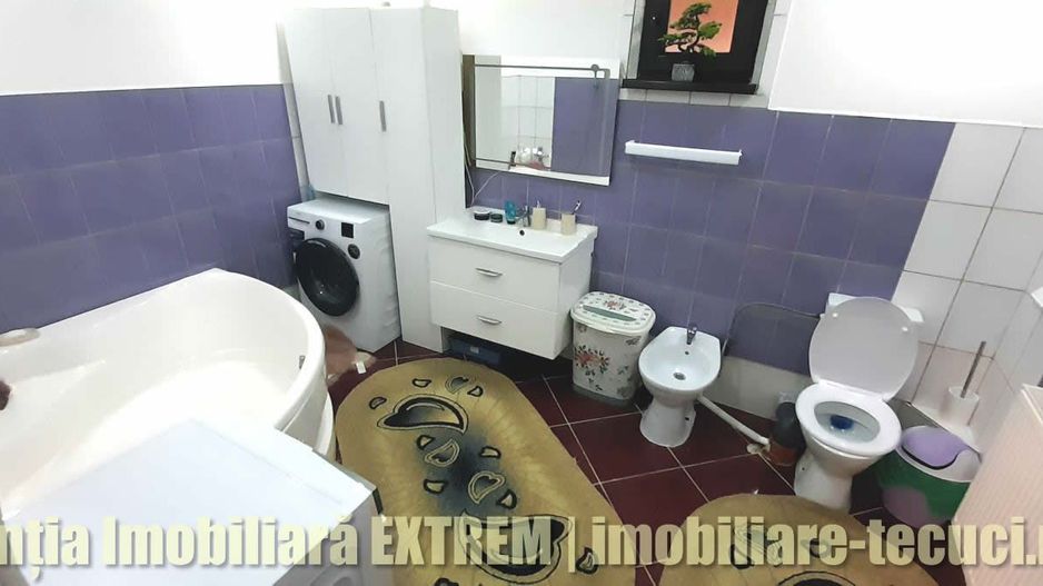 Casa cu 3 camere și 360mp teren, în Tecuci str. Vânători - Poză 7