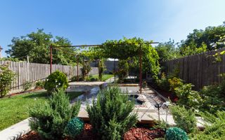 Vila S+P+2E+ M, garaj si spatiu comercial, Km4-5 - Poză 21