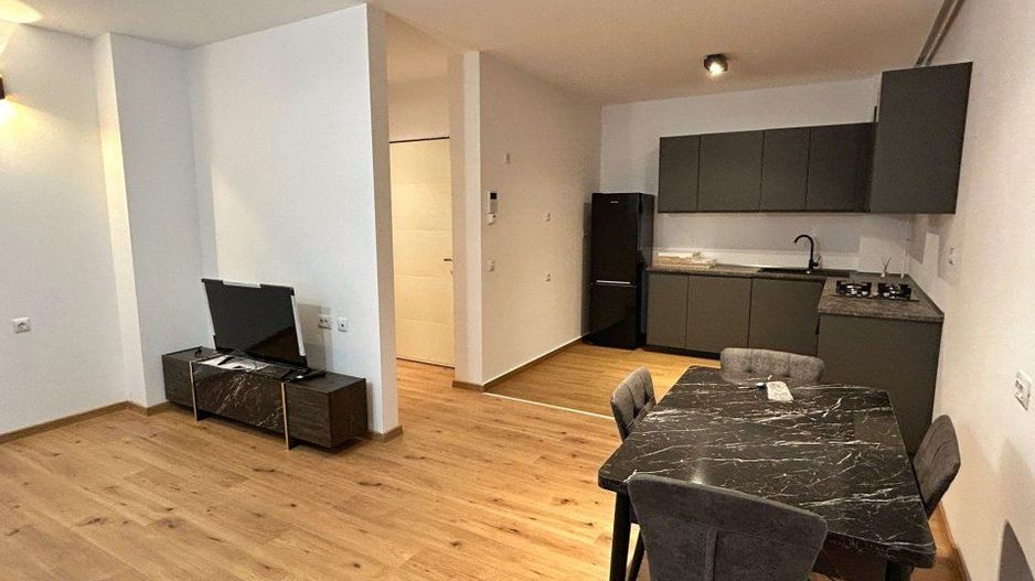 APARTAMENT 2 CAMERE | COMPLET MOBILAT SI UTILAT | ZONA FLOREASCA | - Poză 1