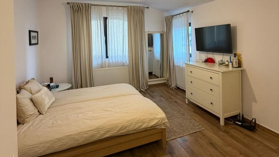 Vila 4 camere I Bucurestii Noi - Poză 4