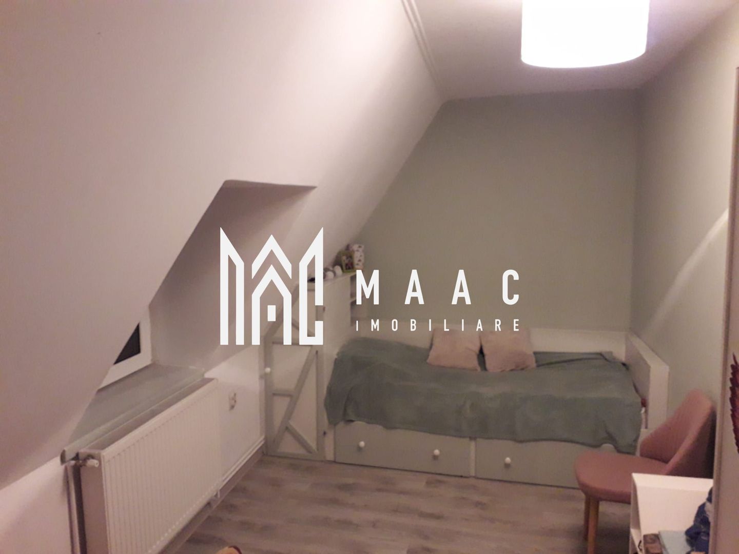 Casa Eleganta cu 6 Dormitoare și Terasa | Zona Centrala - Poză 17