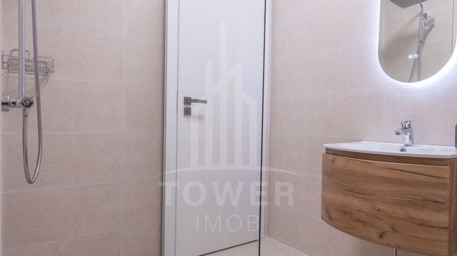 Casǎ modernǎ in Cisnadioara | 170 mp - Poză 11