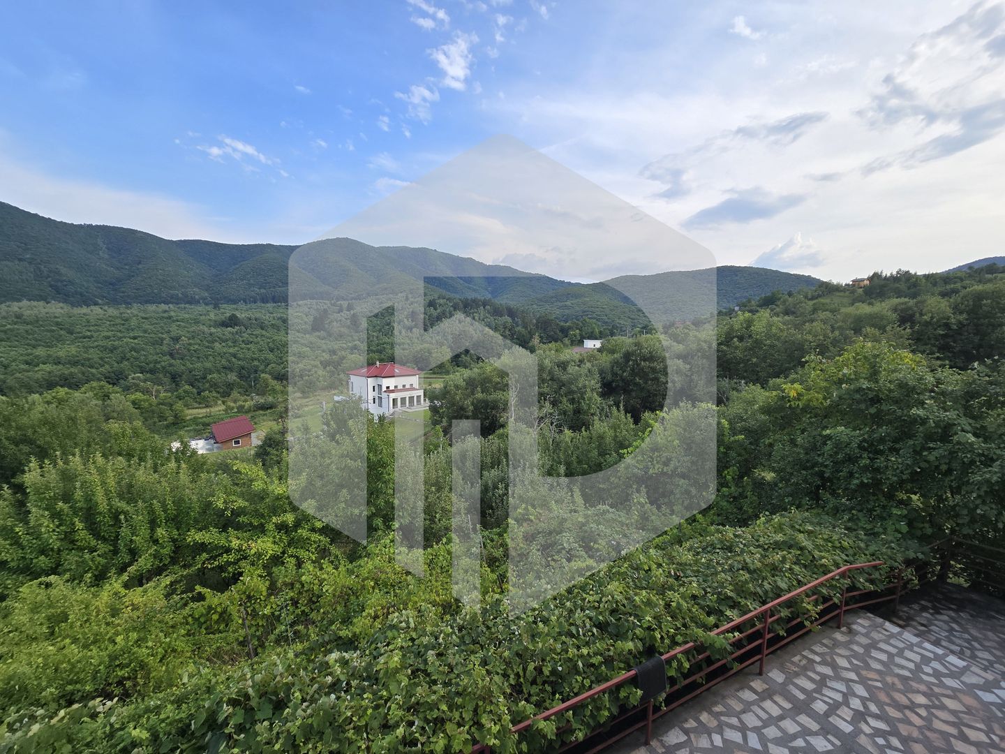 Casa individuala 4 camere teren 3825 mp Cisnadioara - Poză 5